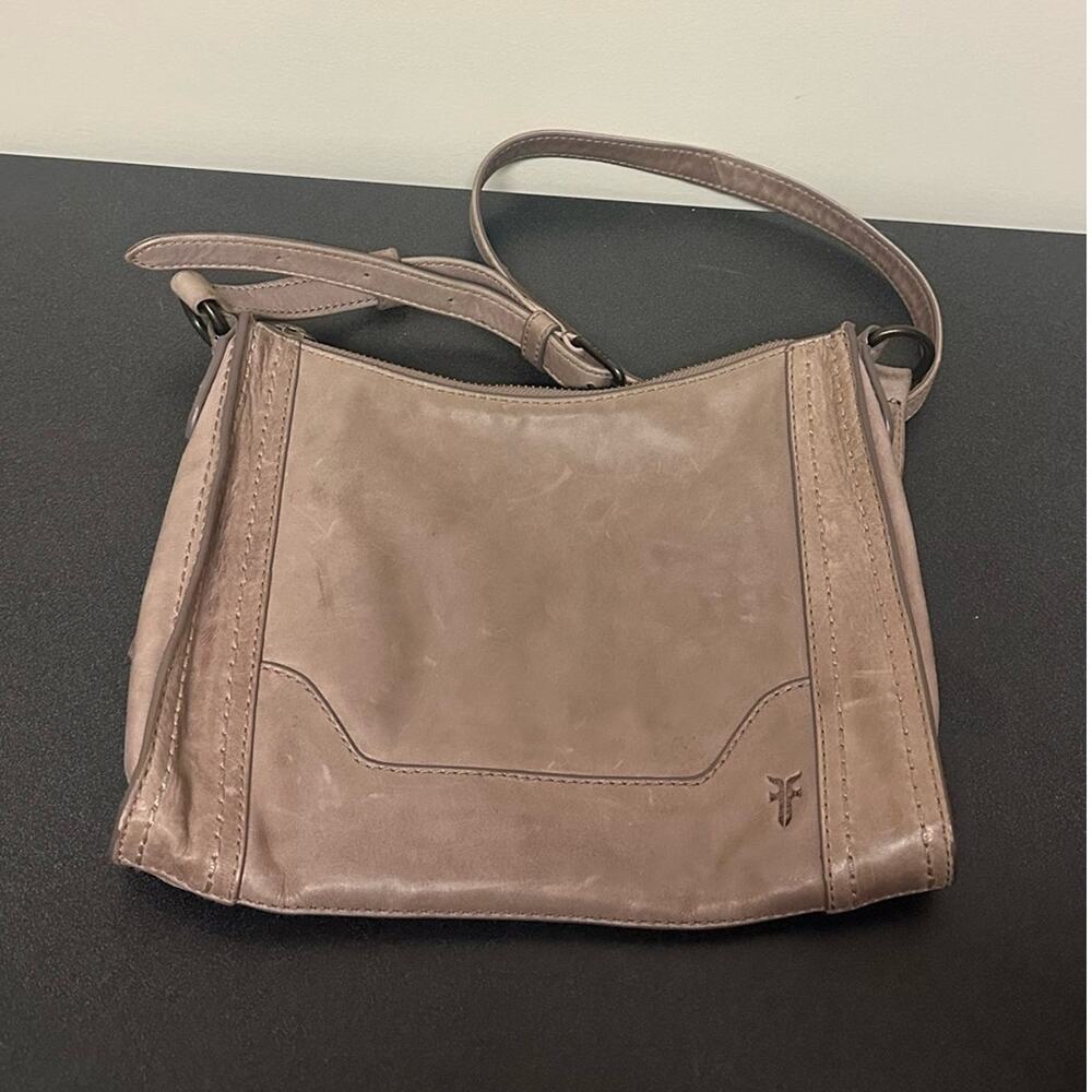 Frye Melissa Crossbody Bag Amethyst Distressed Leather Purse Travel Zippers Boho